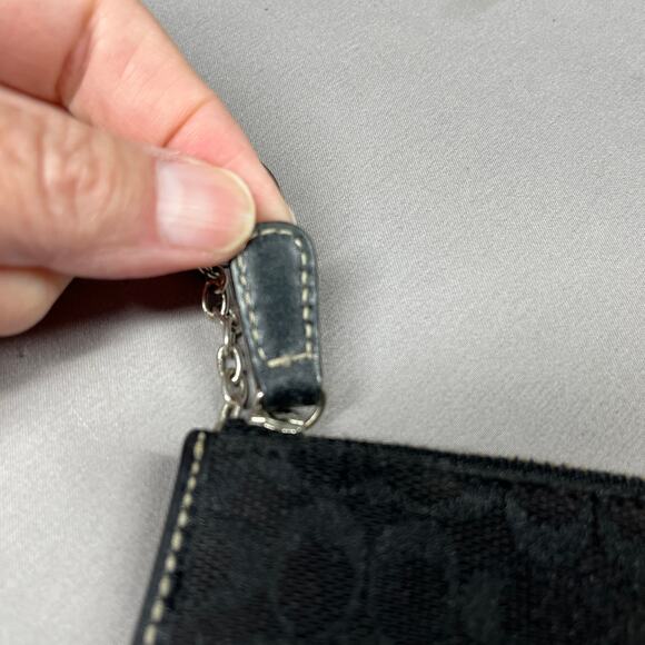 COACH Keychain Coin Purse Wallet Black Signature Jacquard & Leather Trim - Picture 3 of 12